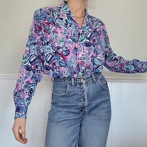 Vintage floral long sleeve blouse - Picture 2 of 11